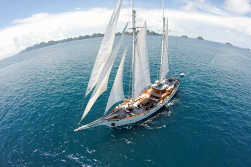 Mutiara Laut yacht charter